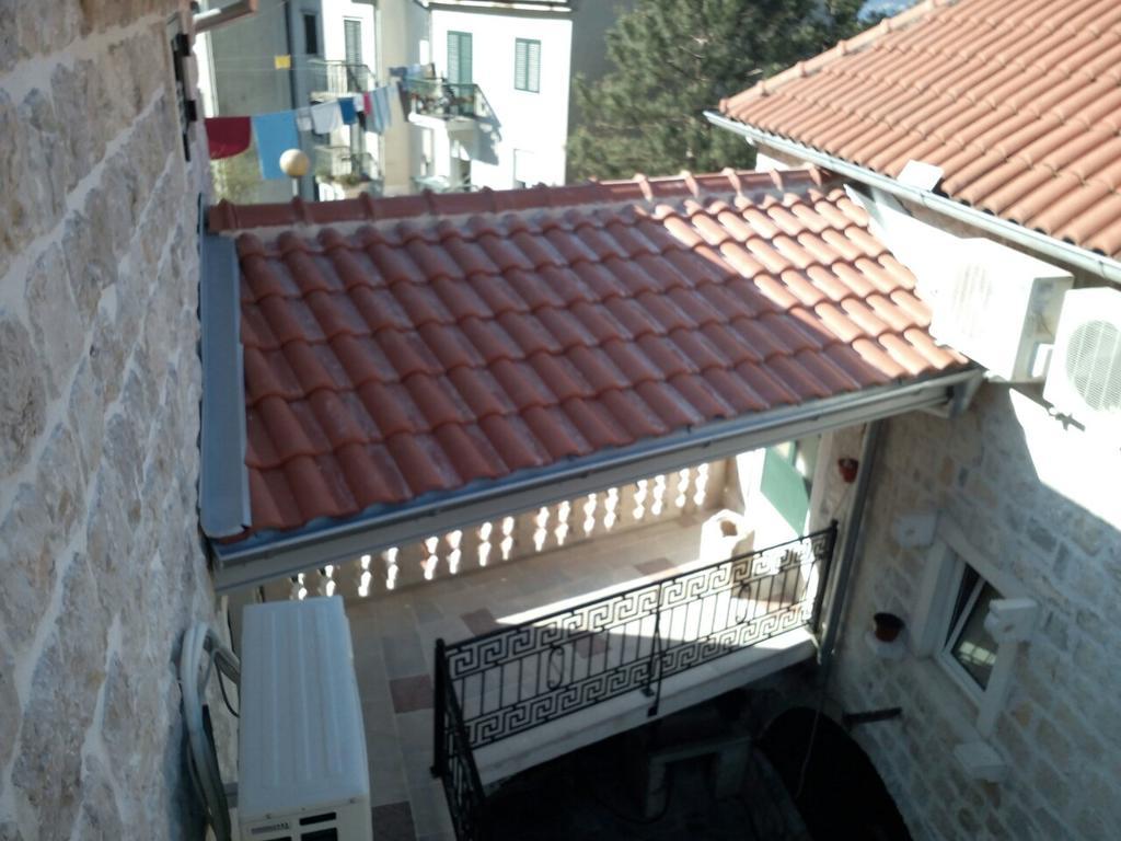 Apartments Sneza Risan Esterno foto