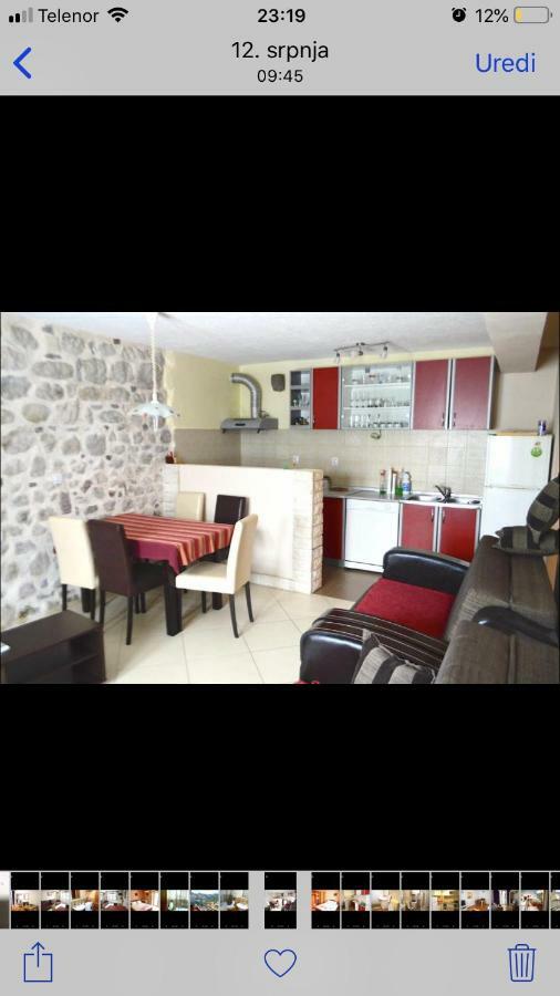 Apartments Sneza Risan Esterno foto