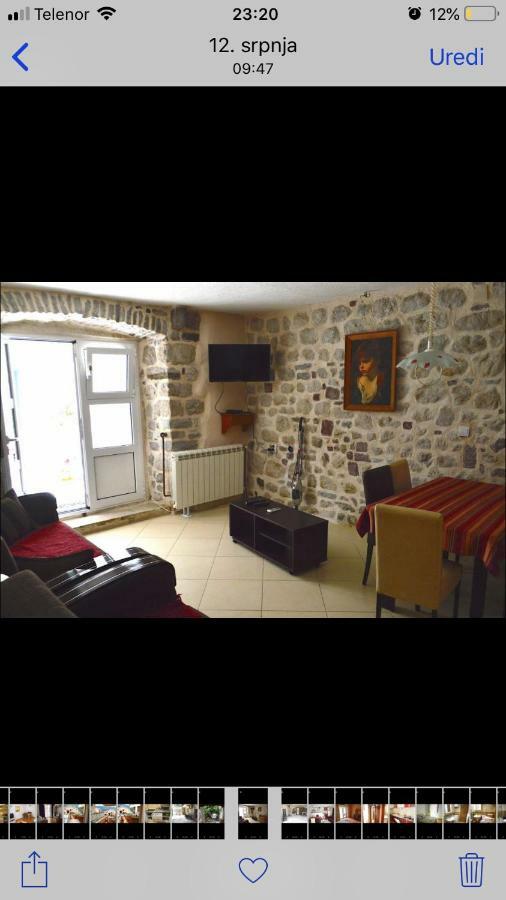 Apartments Sneza Risan Esterno foto